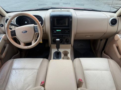 Used 2006 Ford Explorer XLT AWD/4WD image 15