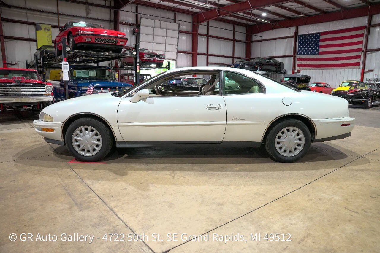 Used 1998 Buick Riviera Supercharged Coupe FWD image 4