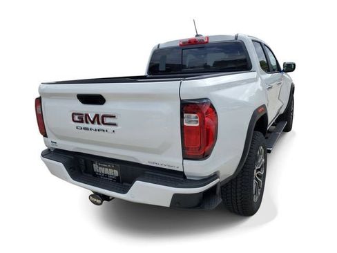 New 2026 GMC Canyon Denali image 5