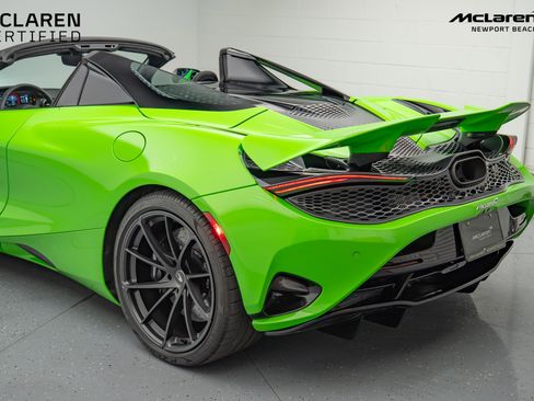 Used 2024 McLaren 750S Base image 15