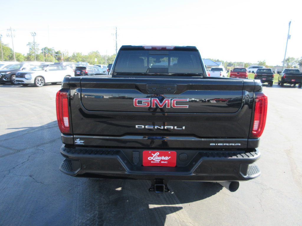 Certified 2022 GMC Sierra 2500 Denali w/ Denali Black Diamond Edition AWD/4WD image 6