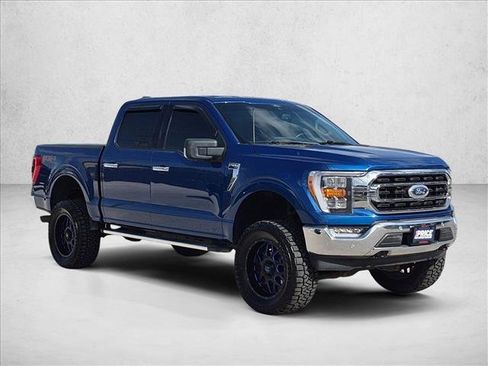 Used 2022 Ford F150 XLT w/ Equipment Group 302A High AWD/4WD image 3
