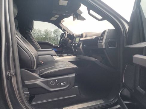 Used 2019 Ford F250 Platinum w/ Platinum Ultimate Package AWD/4WD image 8
