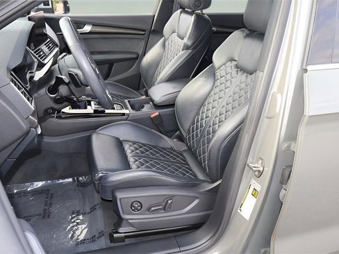 Used 2023 Audi SQ5 Premium Plus w/ Premium Plus Package image 13