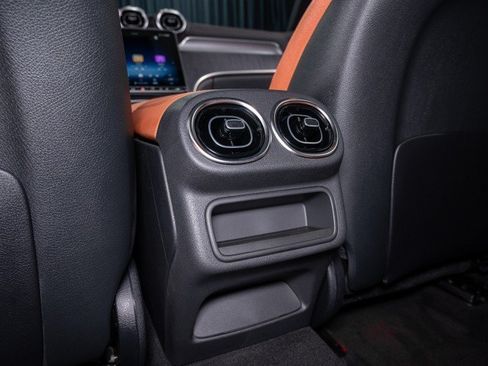 Certified 2026 Mercedes-Benz GLC 300 image 21