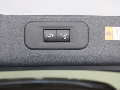 Used 2026 Lexus TX 500h AWD w/ Technology Package image 32