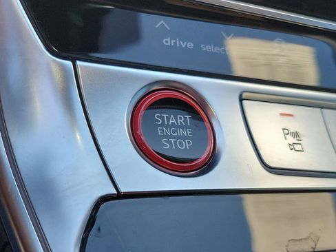 Used 2021 Audi S6 Prestige w/ Prestige Package image 40