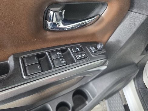 Used 2019 Nissan Titan Platinum Reserve w/ Platinum Utility Package AWD/4WD image 14