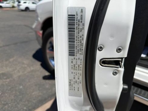 Used 2018 RAM 1500 Big Horn AWD/4WD image 30