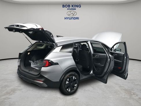New 2026 Kia Sportage LX FWD image 20
