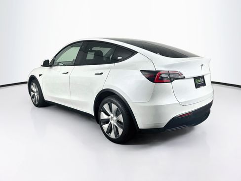 Used 2021 Tesla Model Y Long Range AWD/4WD image 5