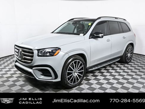 Used 2024 Mercedes-Benz GLS 580 4MATIC image 1