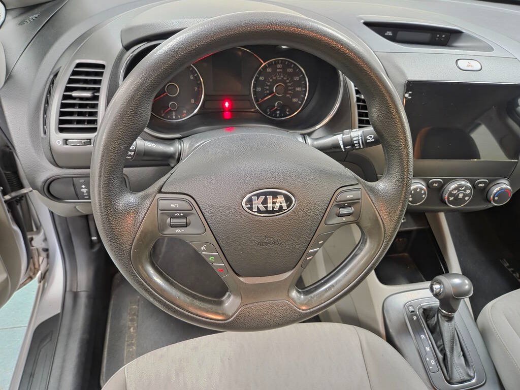 Used 2014 Kia Forte LX FWD image 28