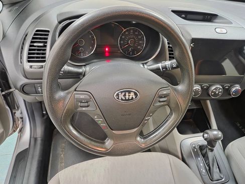 Used 2014 Kia Forte LX FWD image 28