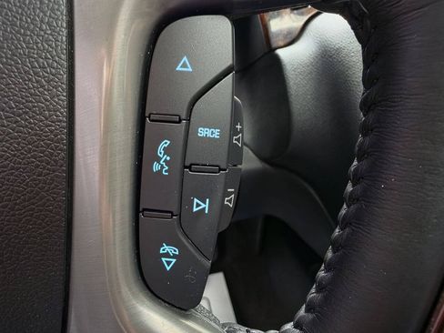 Used 2013 GMC Yukon Denali AWD/4WD image 18