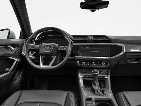 Used 2023 Audi Q3 2.0T Premium Plus w/ Premium Plus Package AWD/4WD image 30