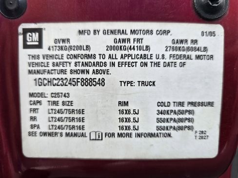 Used 2005 Chevrolet Silverado 2500 LS w/ Heavy-Duty Power Package image 38