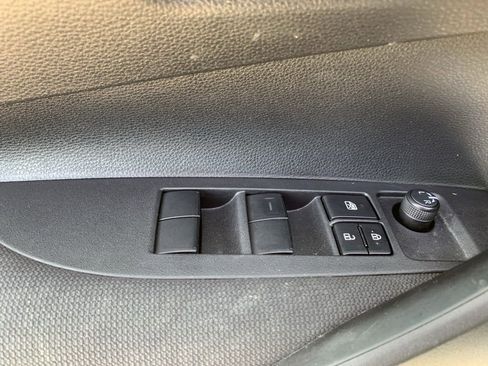 Used 2024 Toyota Corolla LE image 12