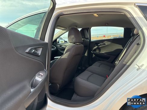 Used 2024 Chevrolet Malibu LT image 20