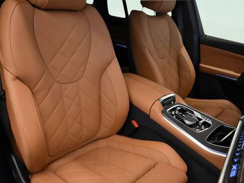 New 2026 BMW X5 xDrive50e w/ M Sport Package AWD/4WD image 9