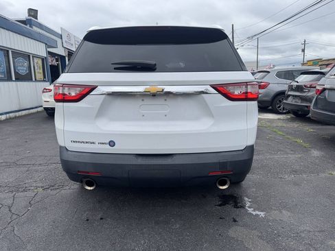 Used 2018 Chevrolet Traverse LS AWD/4WD image 5