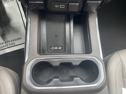 Used 2021 GMC Sierra 1500 SLT w/ SLT Convenience Package image 32