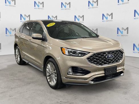 Used 2020 Ford Edge Titanium w/ Equipment Group 301A AWD/4WD image 7