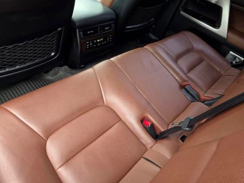 Used 2018 Toyota Land Cruiser w/ Carpet Mat Package AWD/4WD image 33