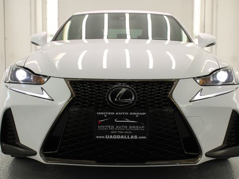 Used 2019 Lexus IS 350 F Sport image 13