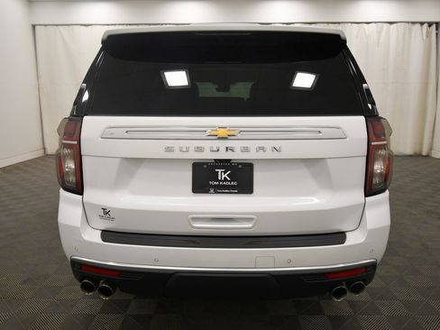 Used 2023 Chevrolet Suburban High Country image 6