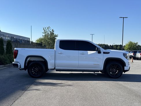 Used 2025 GMC Sierra 1500 Elevation AWD/4WD image 11