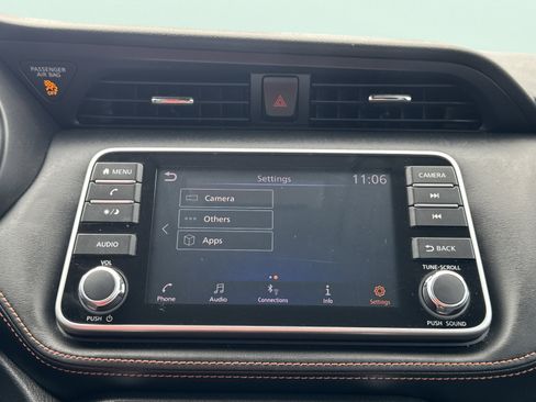 Used 2020 Nissan Kicks SR w/ SR Premium Package image 59