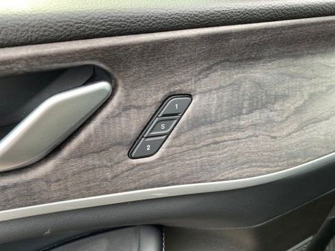 Used 2024 Jeep Grand Cherokee Limited 4xe image 19