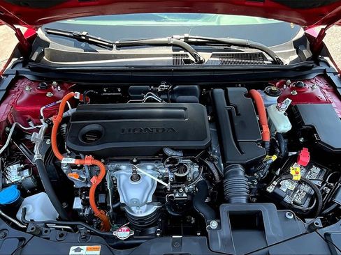 Used 2024 Honda Accord Sport image 29