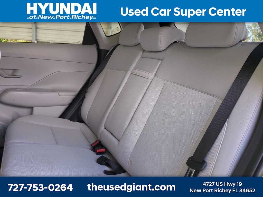 Certified 2025 Hyundai Kona SEL FWD image 14