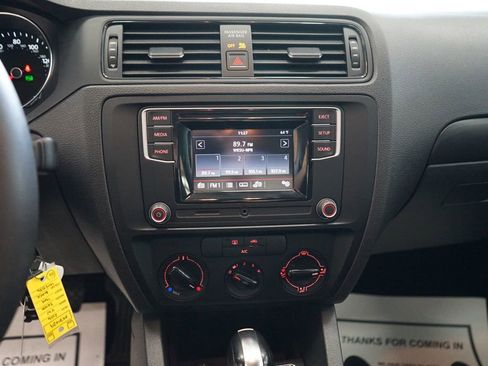 Used 2016 Volkswagen Jetta S FWD image 7
