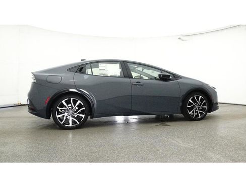 New 2026 Toyota Prius Plug-In Hybrid FWD image 26