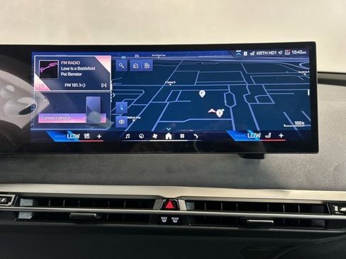 Used 2026 BMW iX xDrive60 w/ M Sport Package AWD/4WD image 17