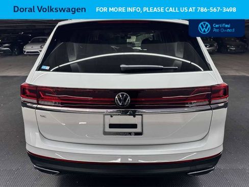 Used 2025 Volkswagen Atlas SE image 7