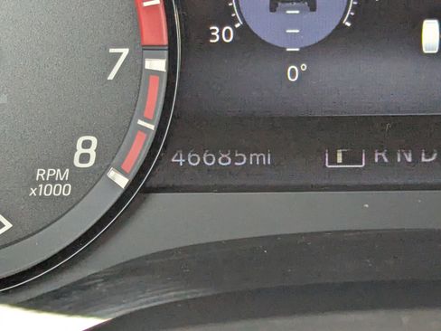 Used 2022 Nissan Frontier PRO-4X w/ Pro-4X Premium Package AWD/4WD image 2