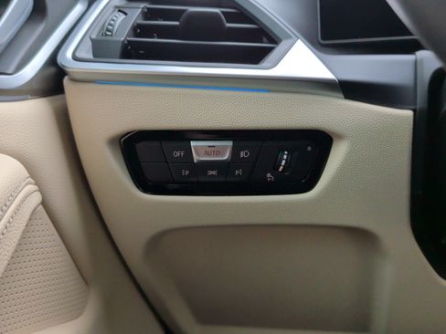 Used 2023 BMW i4 eDrive35 w/ Premium Package RWD image 25