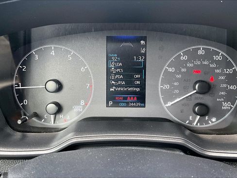 Used 2025 Toyota Corolla LE FWD image 19