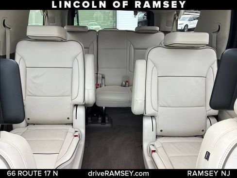 Used 2021 GMC Yukon Denali w/ Denali Ultimate Package AWD/4WD image 15
