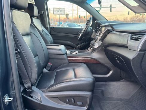 Used 2019 GMC Yukon SLT w/ Premium Edition image 17