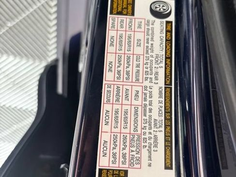 Used 2021 Toyota Corolla LE w/ Carpet Mat Package (TMS) FWD image 19