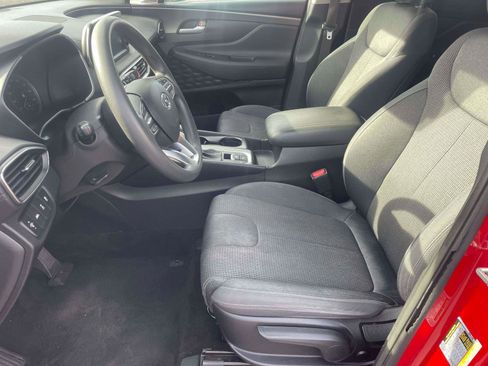Used 2020 Hyundai Santa Fe SE image 5