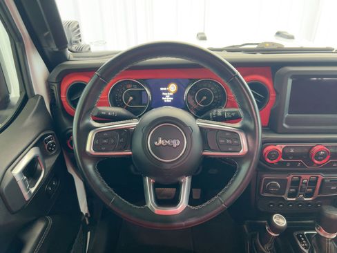 Used 2021 Jeep Wrangler Unlimited Sahara image 28