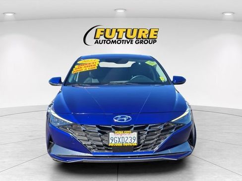 Used 2023 Hyundai Elantra Limited FWD image 2