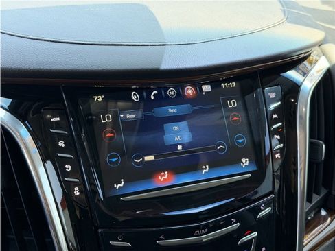 Used 2017 Cadillac Escalade Premium Luxury AWD/4WD image 49