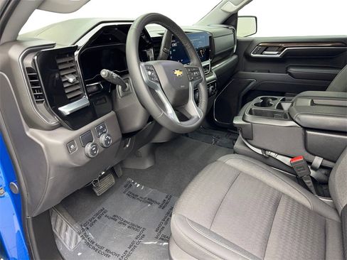 Used 2024 Chevrolet Silverado 1500 LT image 49